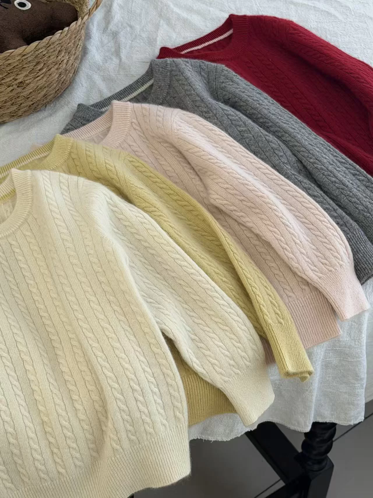 Crew Neck Cashmere Jumper