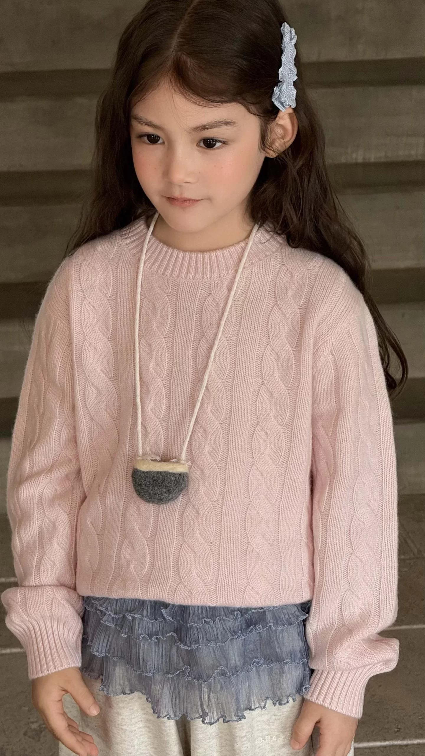 Cable-Knit Crew Neck Cashmere Jumper