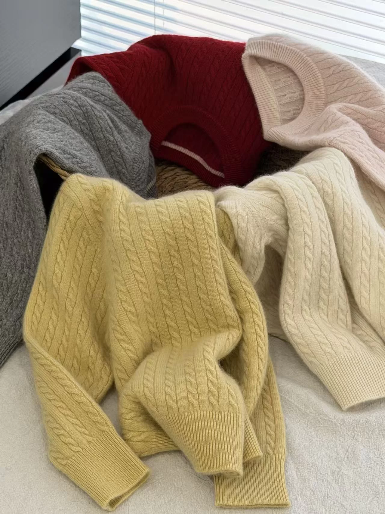 Crew Neck Cashmere Jumper