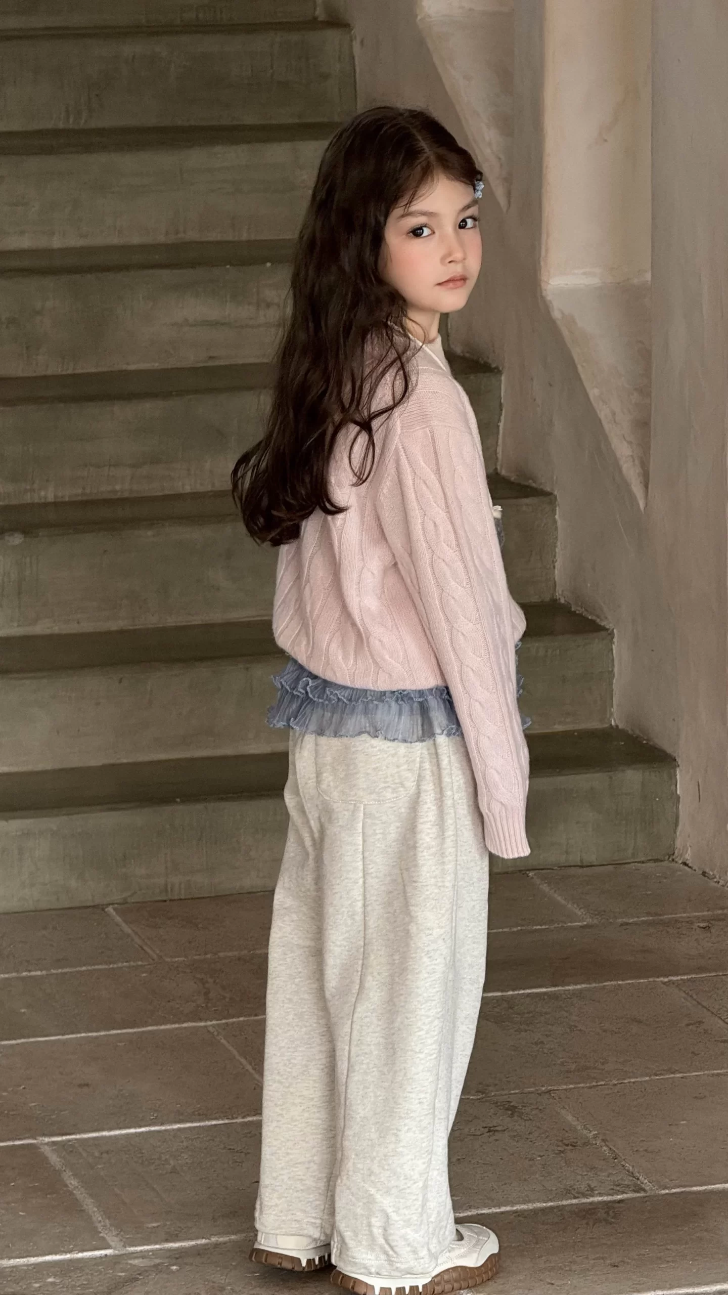 Cable-Knit Crew Neck Cashmere Jumper