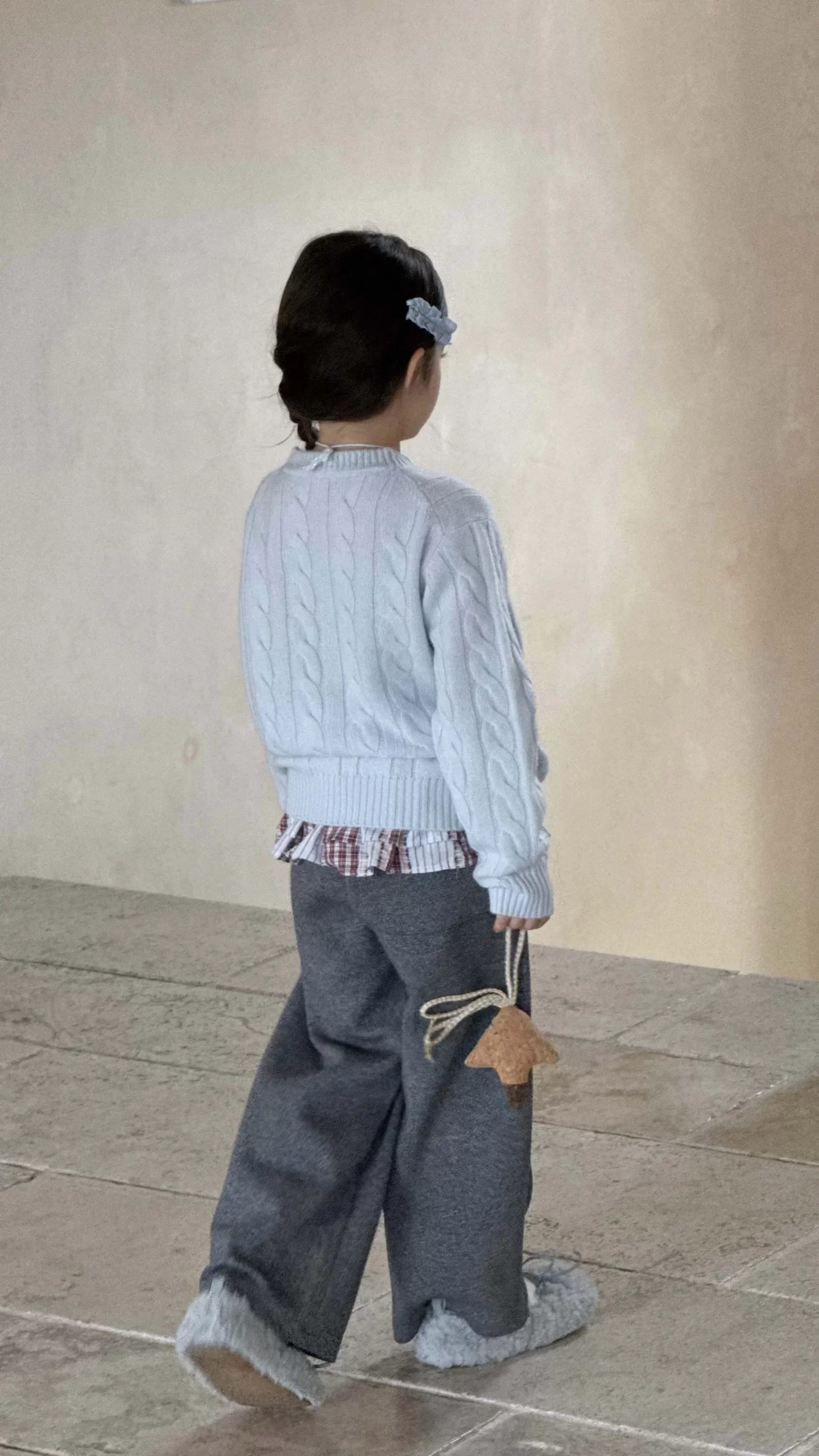 Cable-Knit Crew Neck Cashmere Jumper