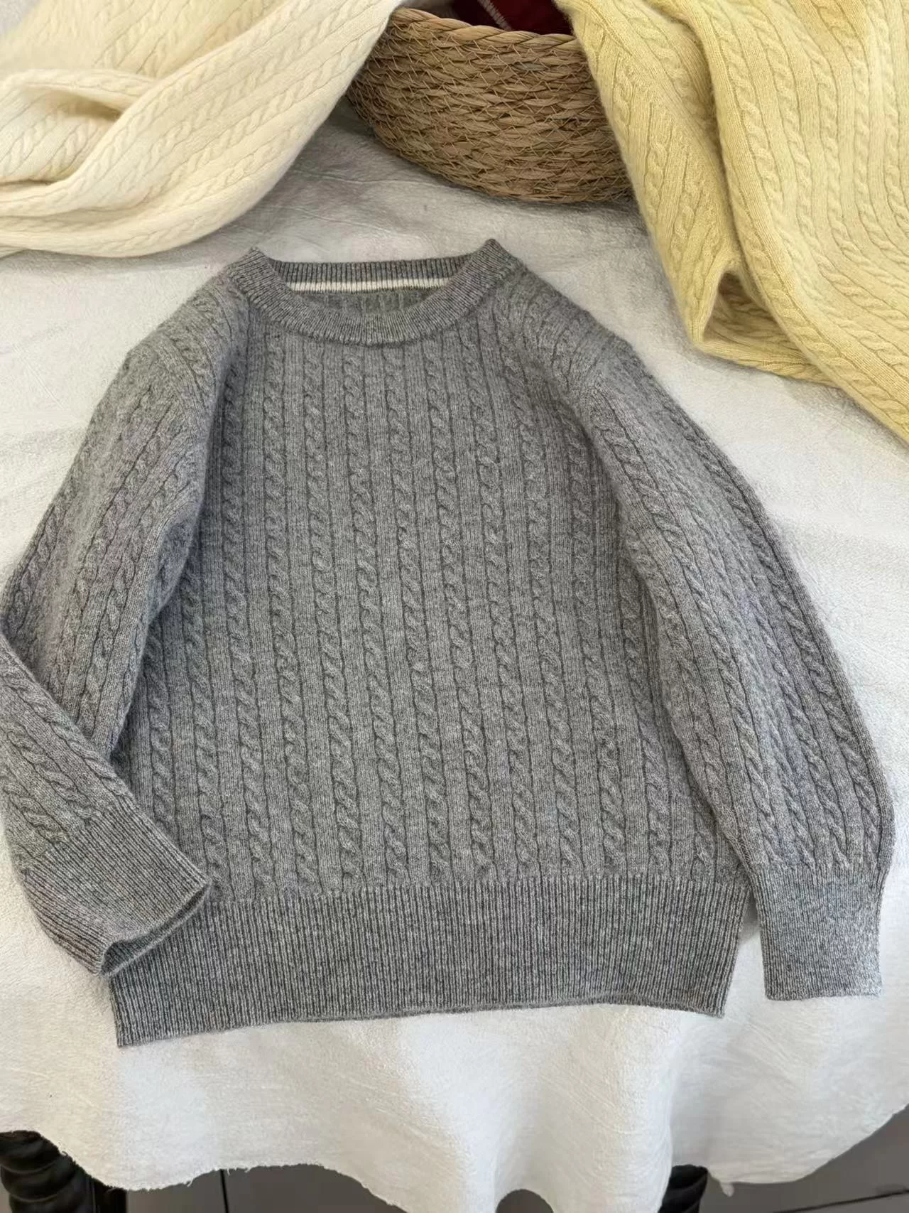 Crew Neck Cashmere Jumper