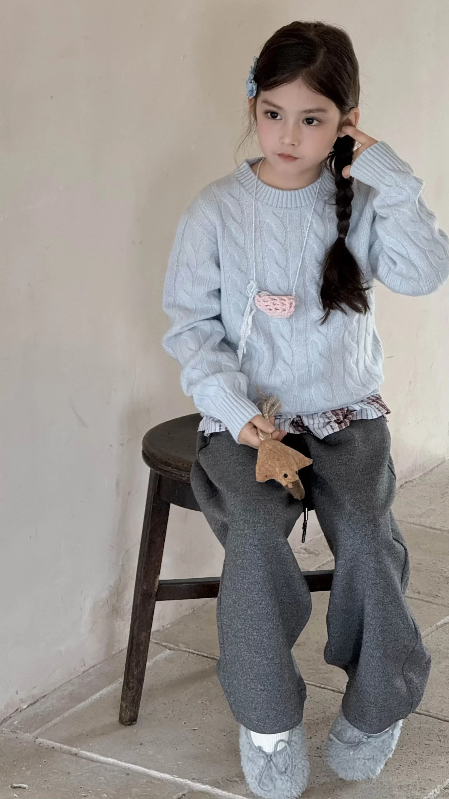 Cable-Knit Crew Neck Cashmere Jumper