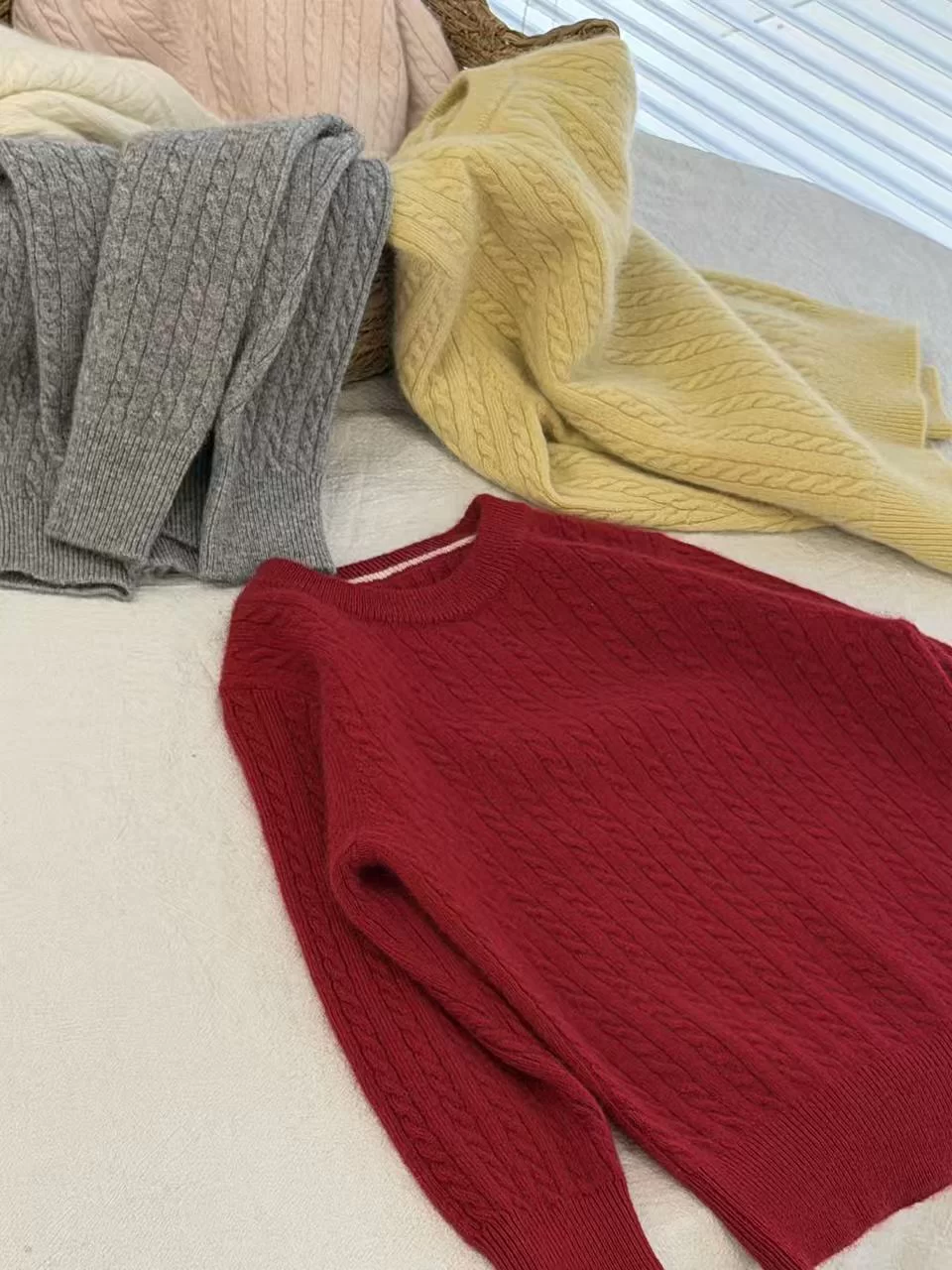 Crew Neck Cashmere Jumper